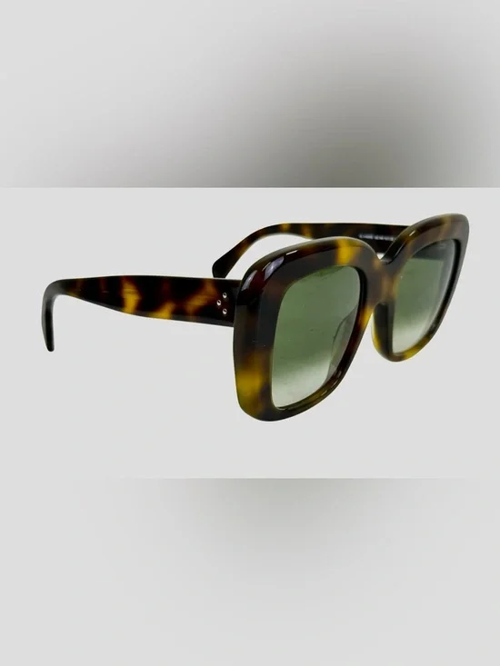 CELINE STELLA OVERSIZED  TORTOISESHELL SUNGLASSES - Picture 4 of 10